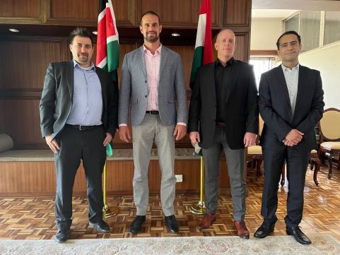 From left to right: ABRIS CEO Zsolt Godry, H.E. Zsolt Mészáros, Mr Richárd Farkas, Deputy Head of Trade and Development and Deputy Consul, ABRIS Global Sales Manager Jorge Proano-Mestra
